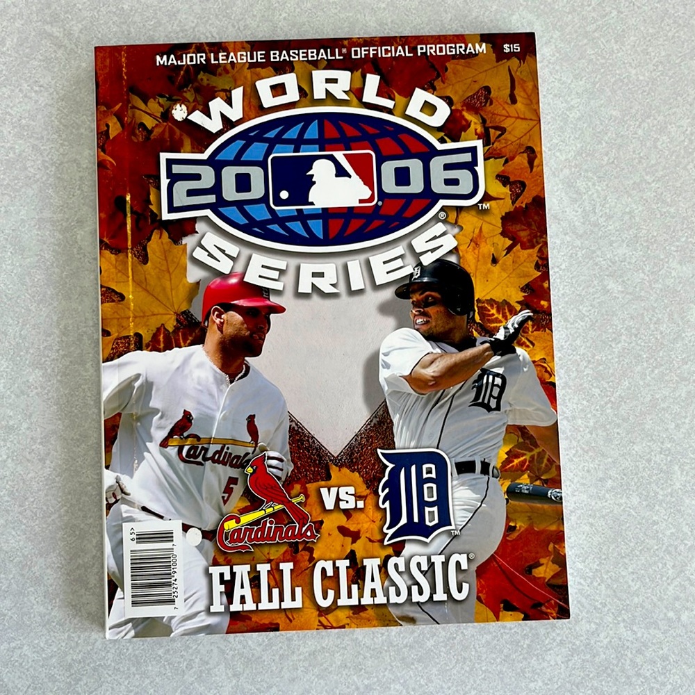 MLB World Series 2006 program mint condition